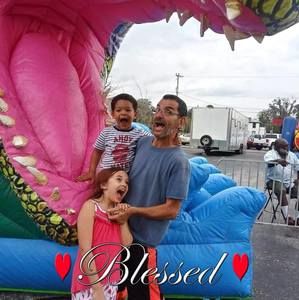 Meet your Posher, Kelly